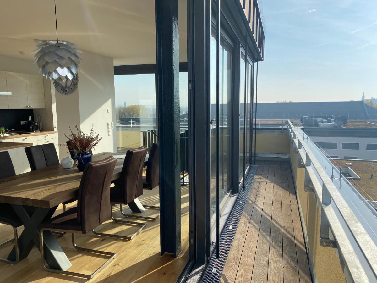 Erba Insel 140qm Penthouse *